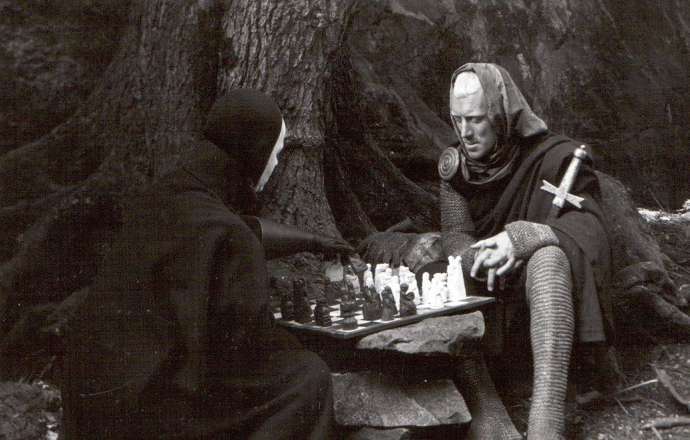 Şövalye Antonious Block ve Ölüm satranç müsabakasında.