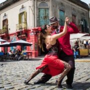 Kültürel Çeşitliliğin ve Aşkın Ritmi: Tango