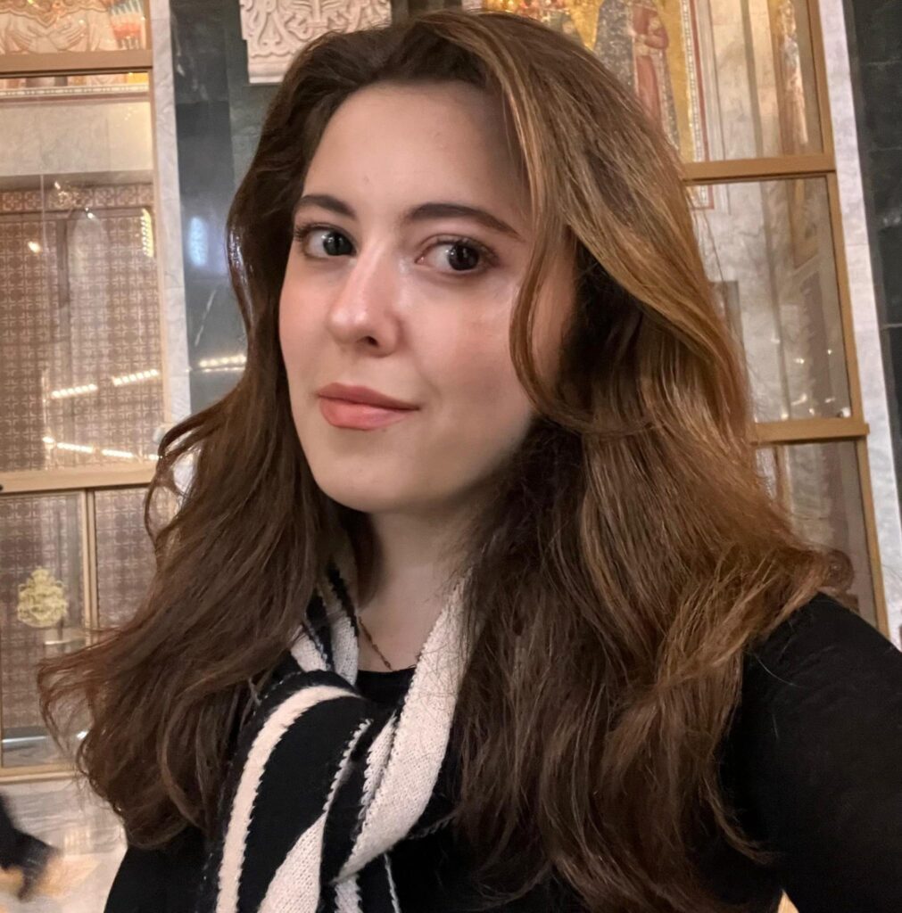 Kültür ve İletişim Bilimleri: Bölümü Öğrencilerinden Dinleyin İclal Beyza Öztürk - Türk-Alman Üniversitesi Kültür ve İletişim Bilimleri 2. Sınıf Öğrencisi